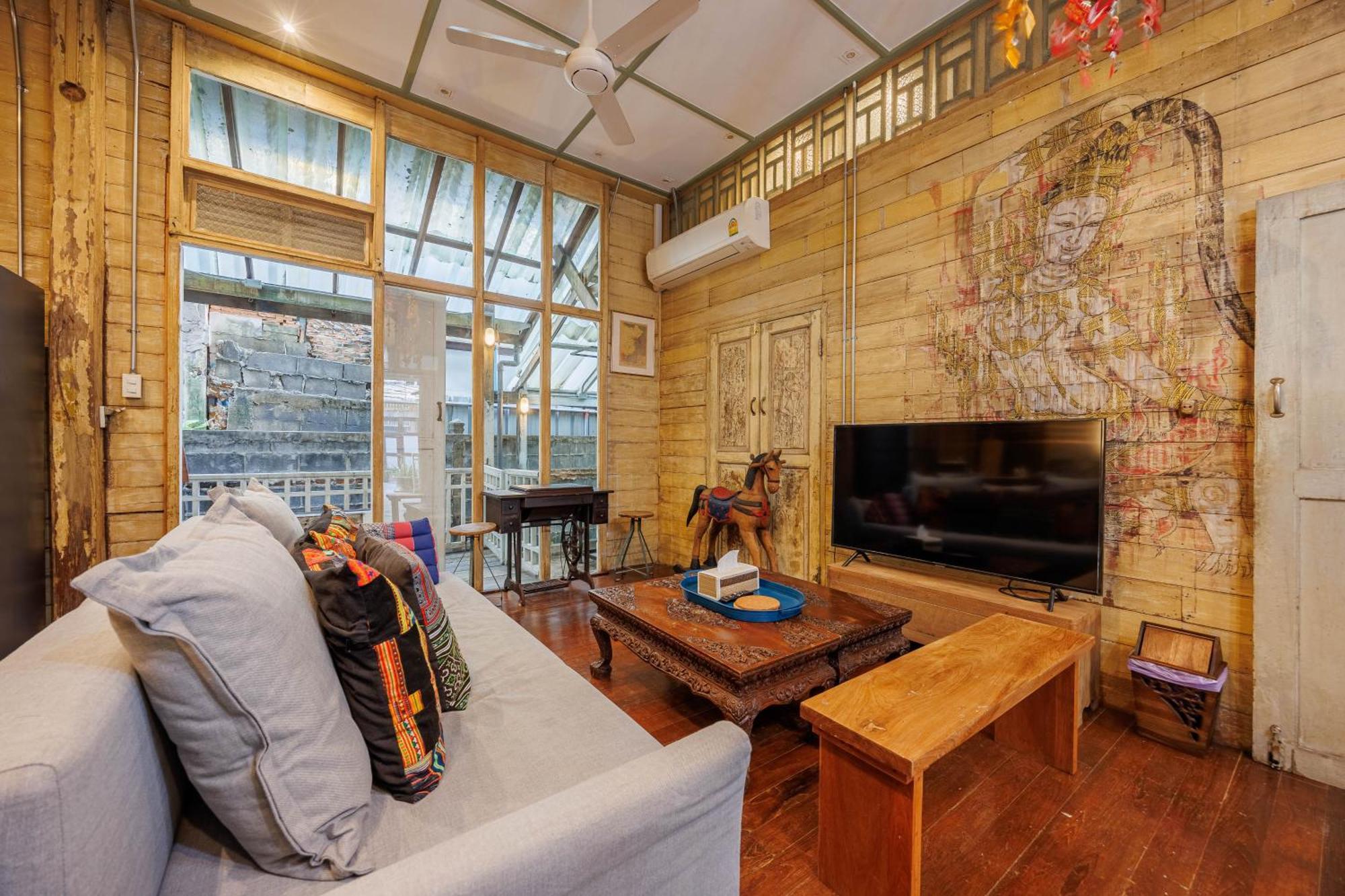 The Anonymous House Villa *